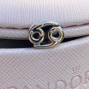PANDORA Sparkling Cancer Zodiac Charm